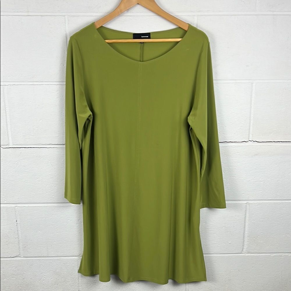 Sun Kim women’s scoop neck jersey knit tunic top